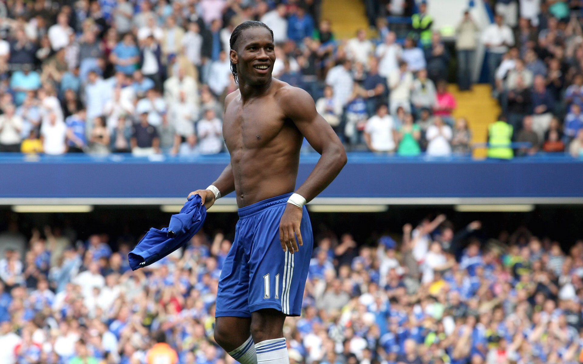 STARRYSKY SPORTS-AI判罚系统全面普及,提升比赛公正性与透明度