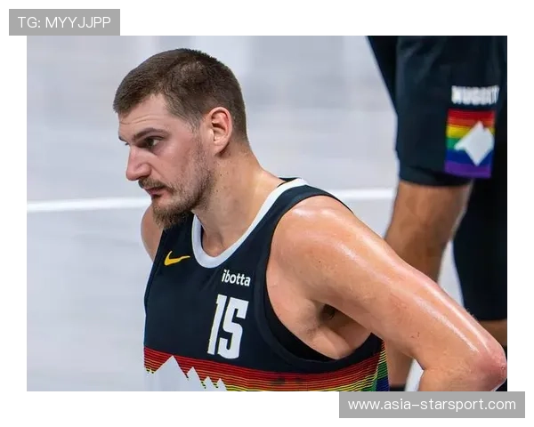 约基奇32+14+14再破纪录！MVP讨论一夜倒向丹佛，约基奇比赛