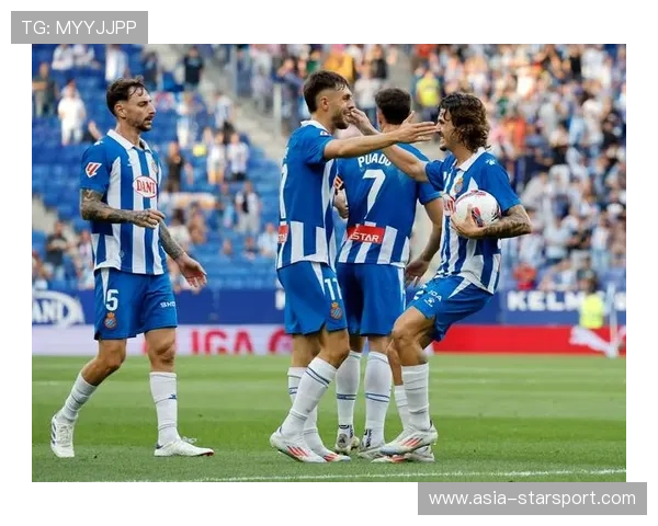 西甲进攻端小范围配合日益成为常规手段，西甲进球集锦